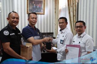 Polres Nias Terima Bantuan Radio DRM dari RRI Gunungsitoli